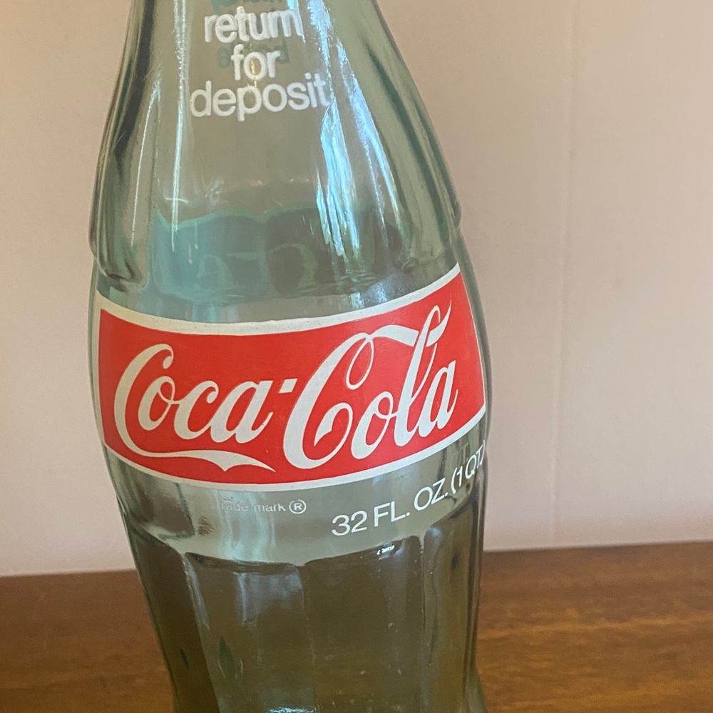 Coke/Coca-Cola 32oz Glass Bottle - Classic Red and White - Picture 4 of 4